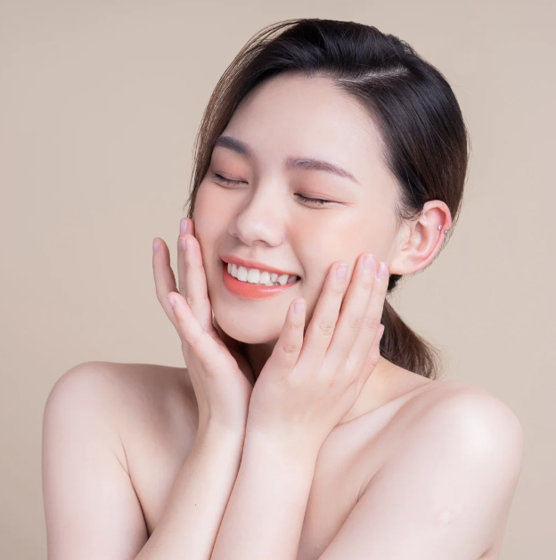 Facial For Sensitive Skin Facial for sensitive skin to reduce redness and irritation at Beauty Salon Singapore