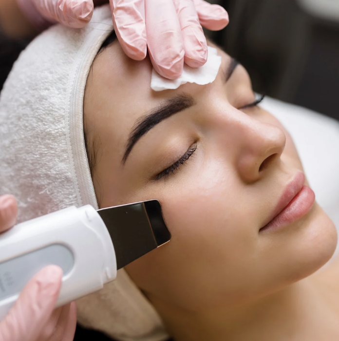 Sunburn Facial Sunburn facial treatment to calm inflamed skin at Beauty Salon Singapore